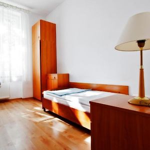 Kamer met een King Size Bed